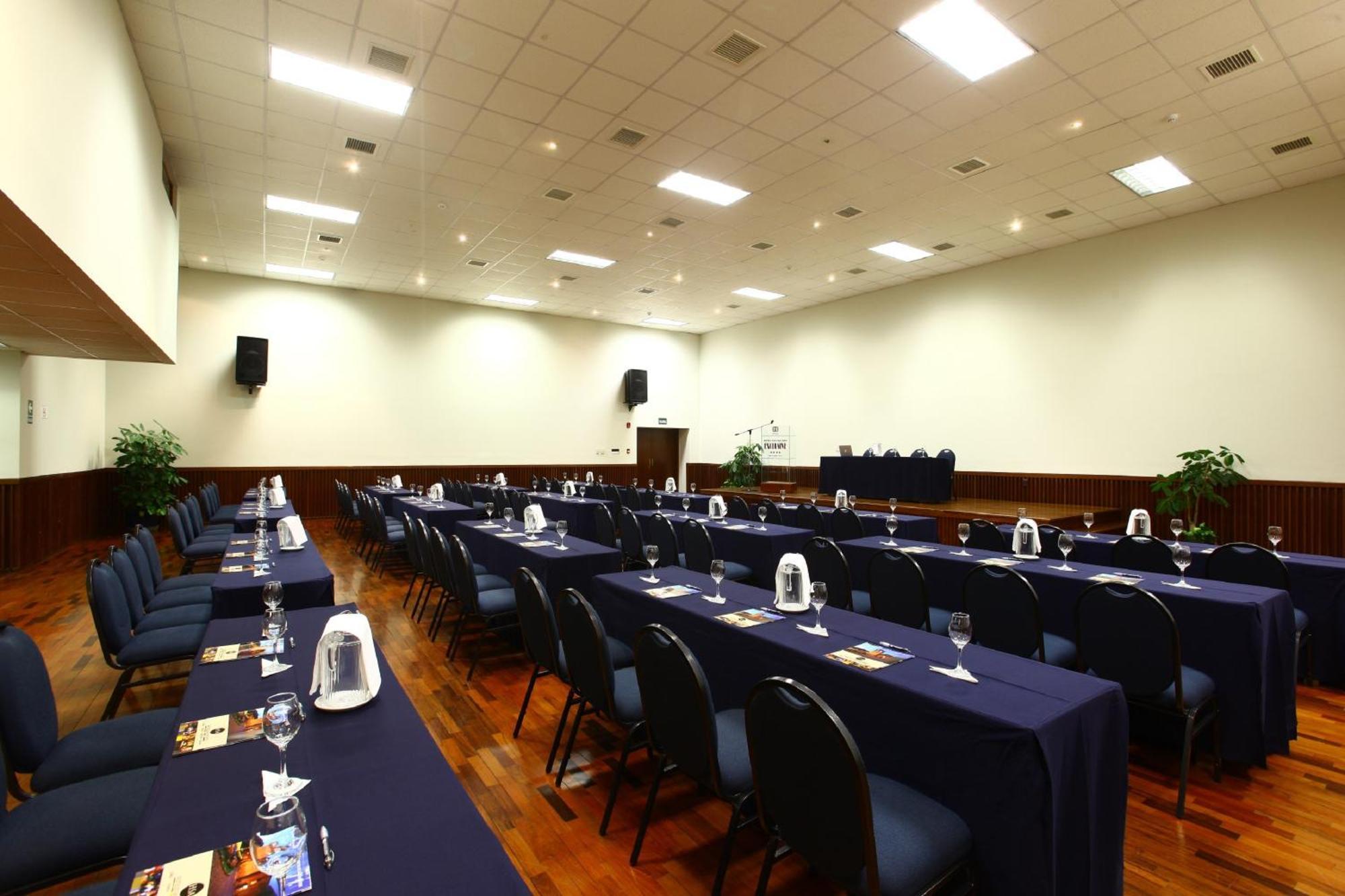 San Agustin Exclusive Hotel 4*